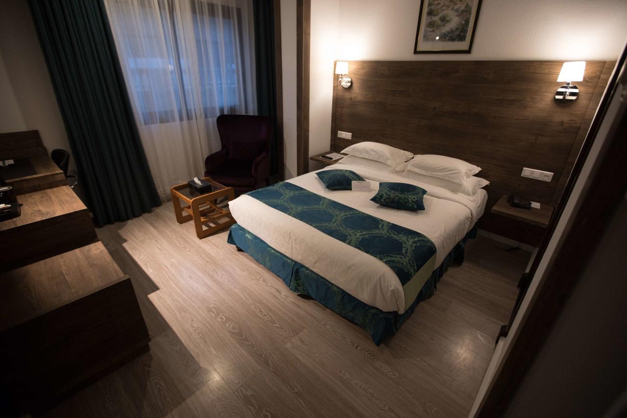 Best Western Hotel Colombe Orano Esterno foto